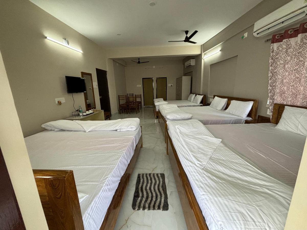 Ichhamati Hotel And Restaurant Hasnabad 外观 照片