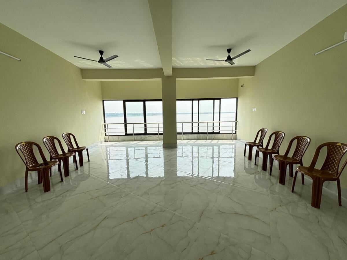 Ichhamati Hotel And Restaurant Hasnabad 外观 照片