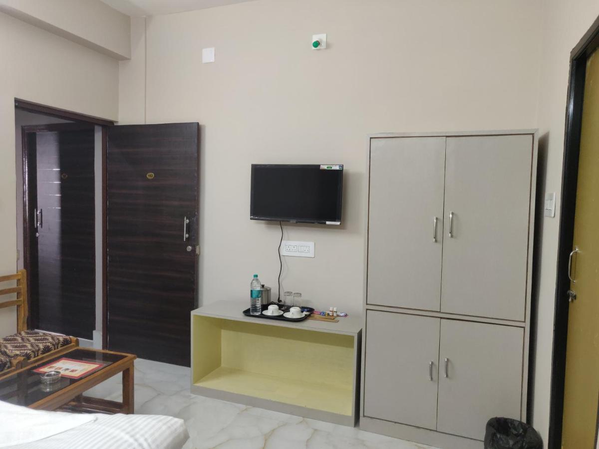 Ichhamati Hotel And Restaurant Hasnabad 外观 照片
