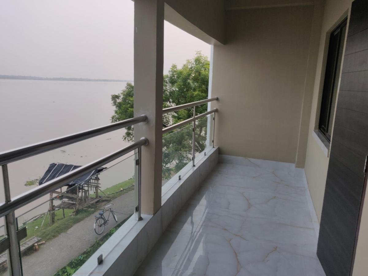 Ichhamati Hotel And Restaurant Hasnabad 外观 照片