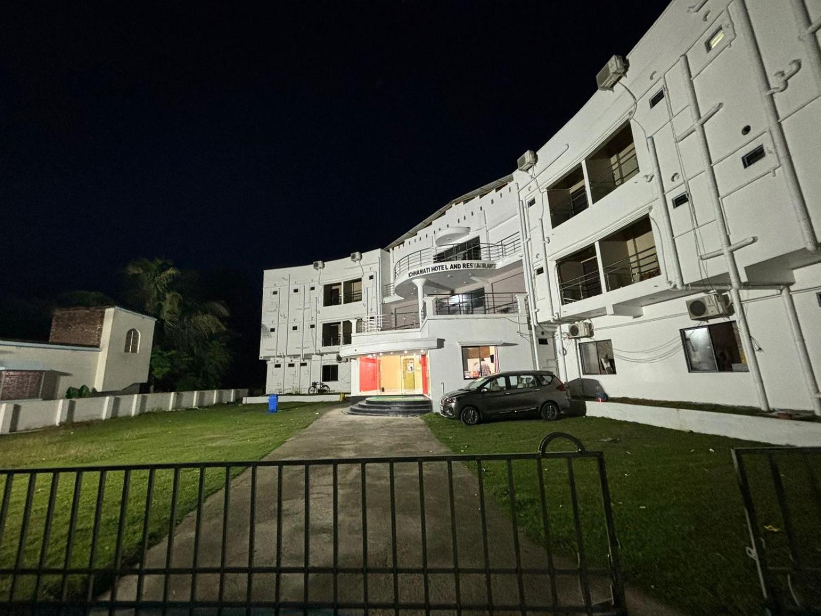 Ichhamati Hotel And Restaurant Hasnabad 外观 照片