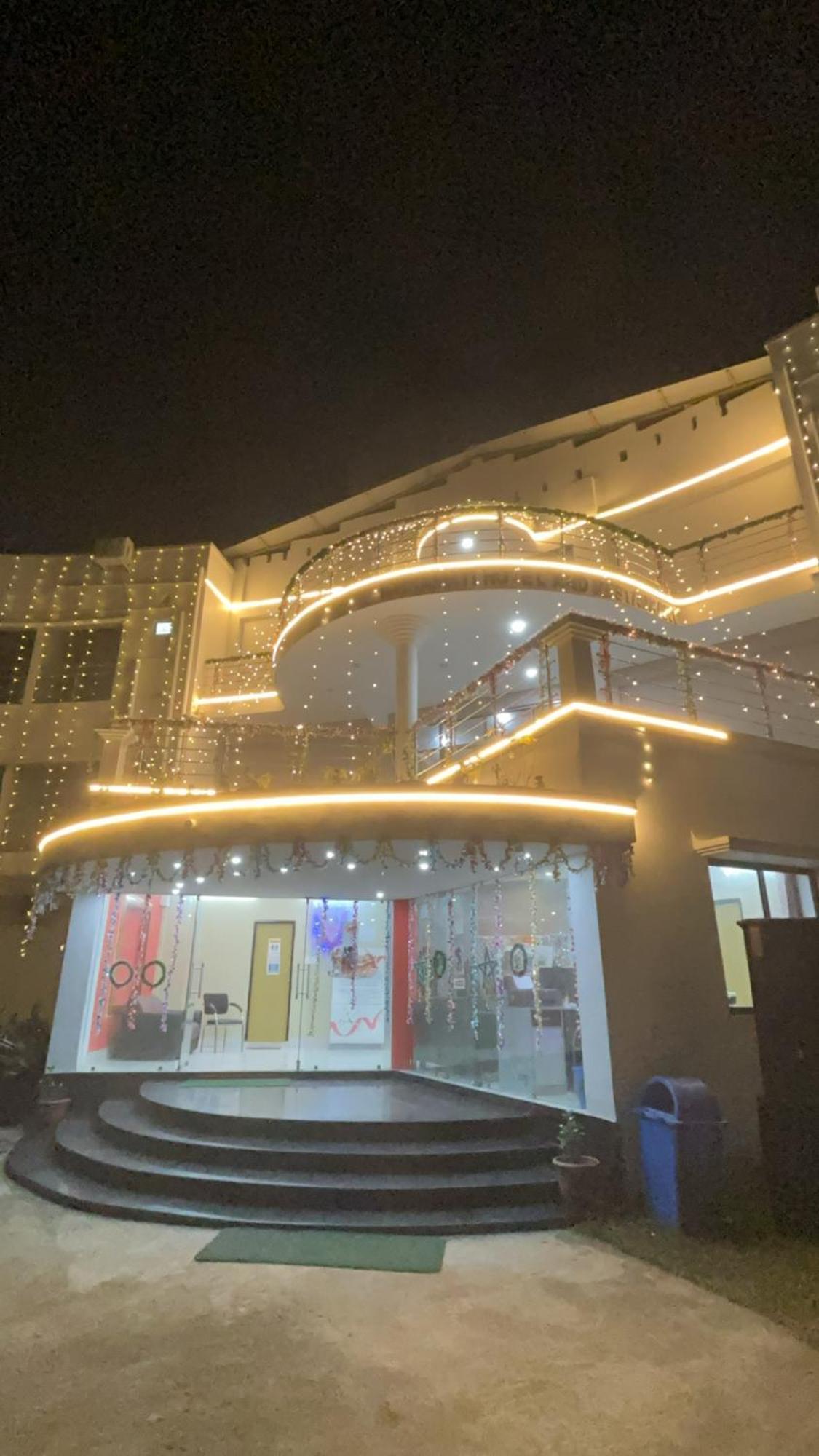 Ichhamati Hotel And Restaurant Hasnabad 外观 照片